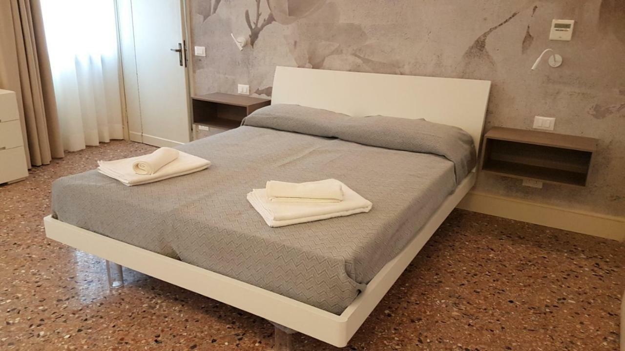 Ca Riva Del Vin Lägenhet Venedig Exteriör bild